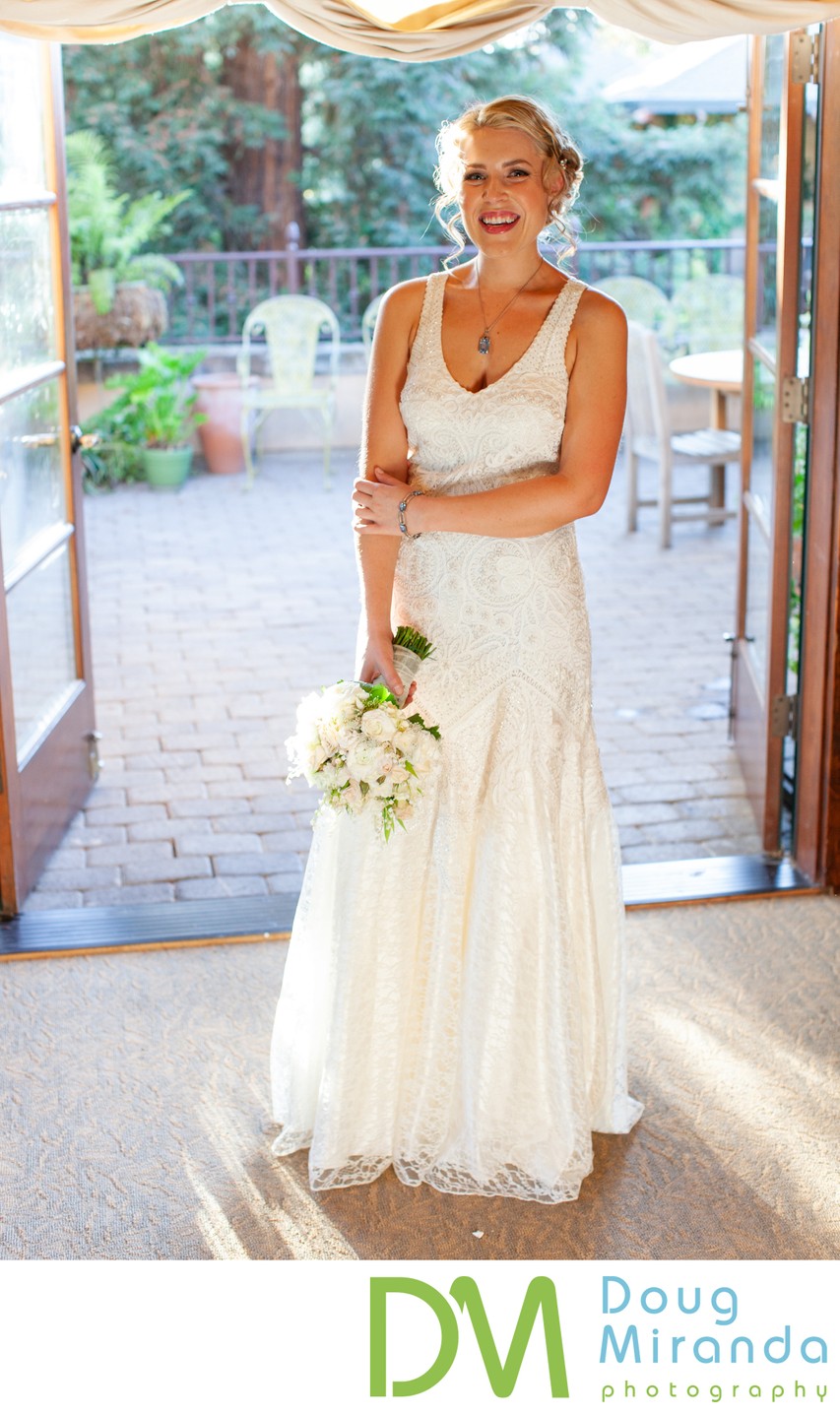 Wine and Roses Bridal Photo 