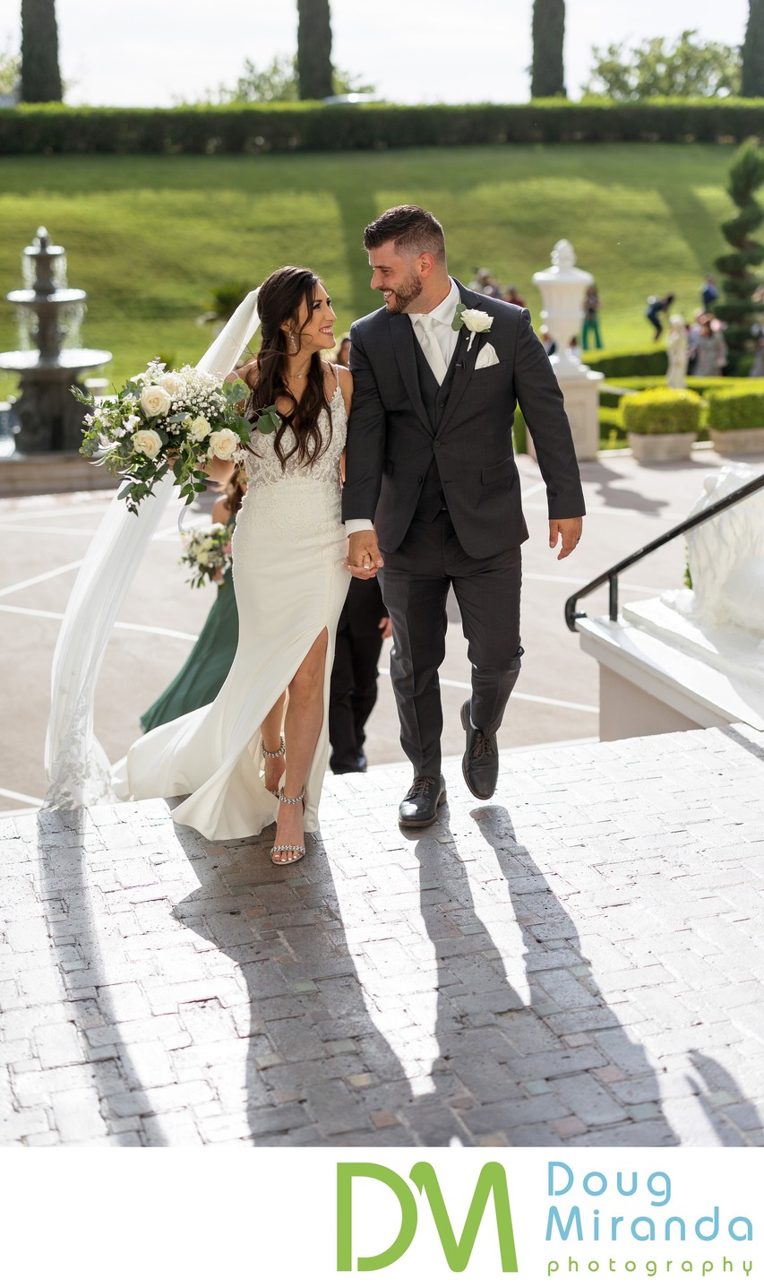 Grand Island Mansion Candid Wedding Photos