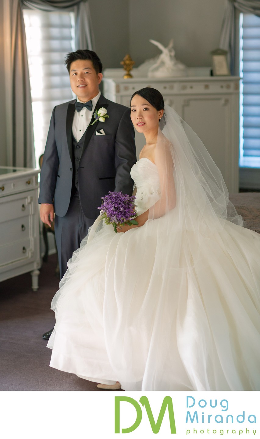 Bride and Groom Grand Island Mansion 