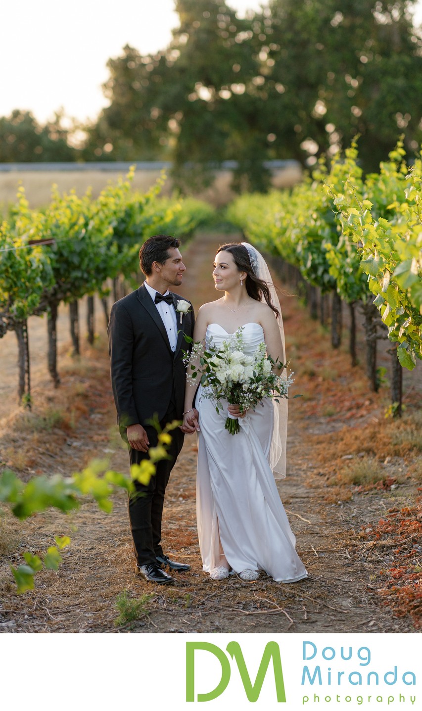 Scribner Bend Vineyards Wedding Photographer 