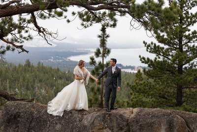Tahoe Blue Estate Fall Wedding Photos