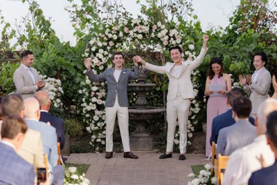 Scribner Bend Wedding Ceremony Picture 