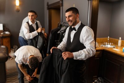 Sequoia Mansion Groom Getting Ready Photo