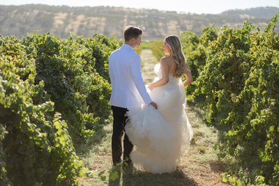 Suisun Valley Inn Wedding Picture 