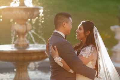 Grand Island Mansion Wedding Fountain Photos 