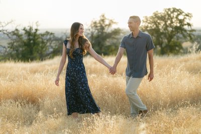 Sacramento Oak Tree Engagement Photographer