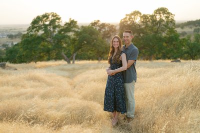 Sacramento Oak Tree Engagement Photos