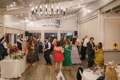 Mavericks House Dancing 