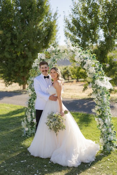 Suisun Valley Inn Wedding Portrait