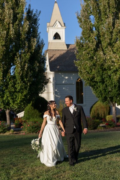 Old St. Mary’s Chapel Couples Photo