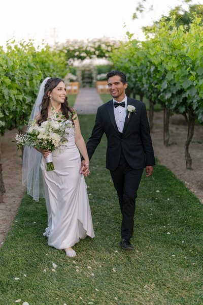 Scribner Bend Vineyards Wedding Portraits