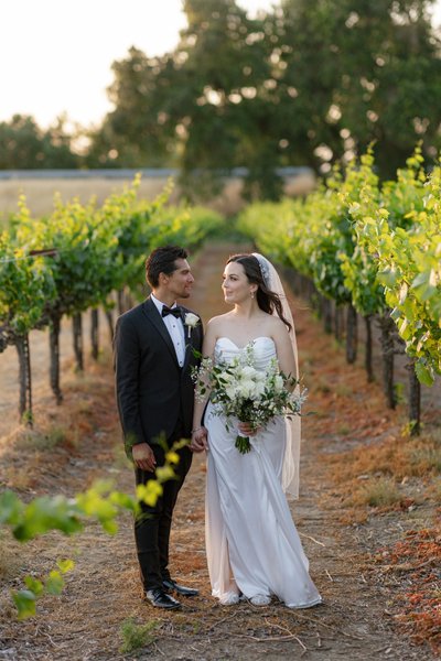 Scribner Bend Vineyards Wedding Photographer 