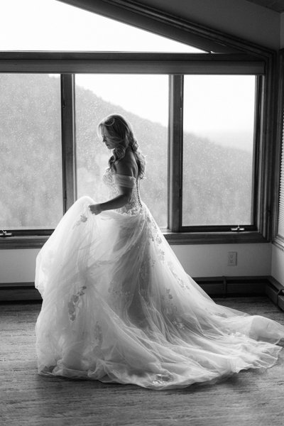 Tahoe Blue Estate Bridal Portraits