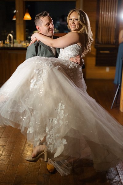 Tahoe Blue Estate First Dance Photo
