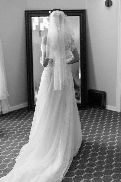 Sequoia Mansion Bride Getting Ready