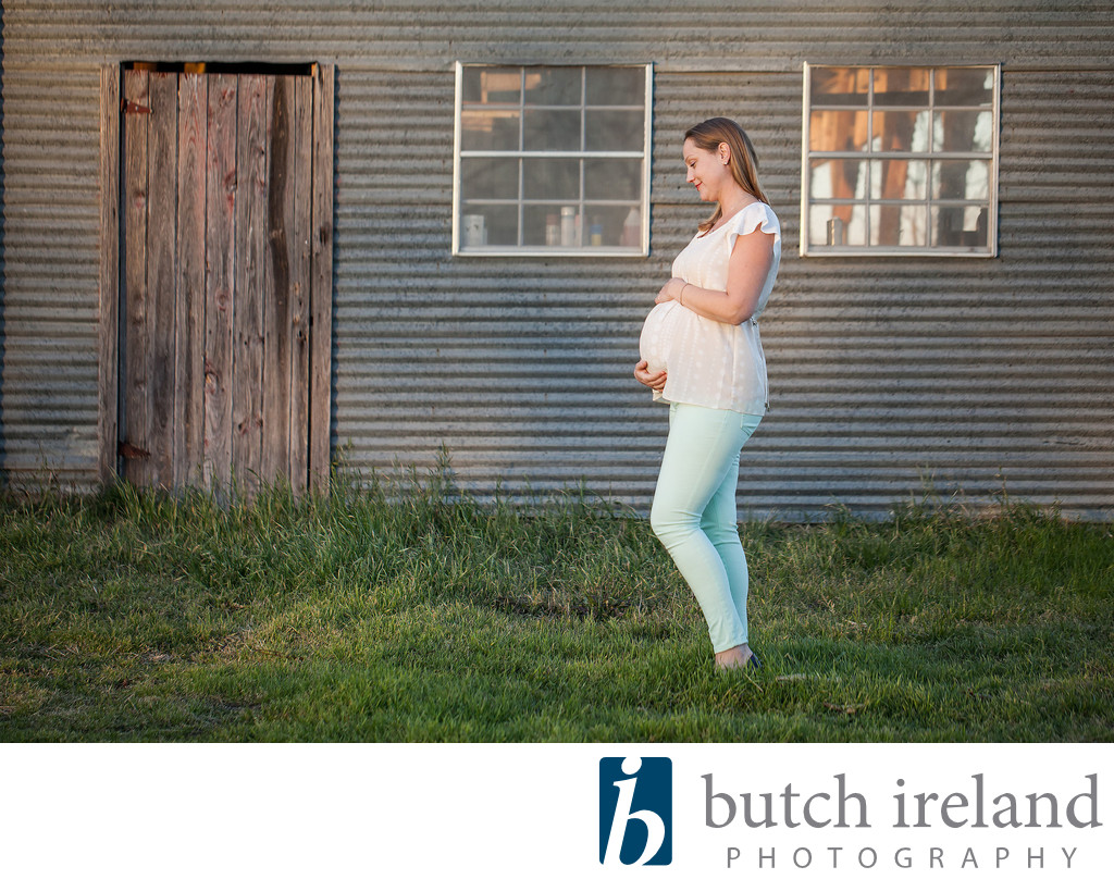 College Station Maternity Photographer