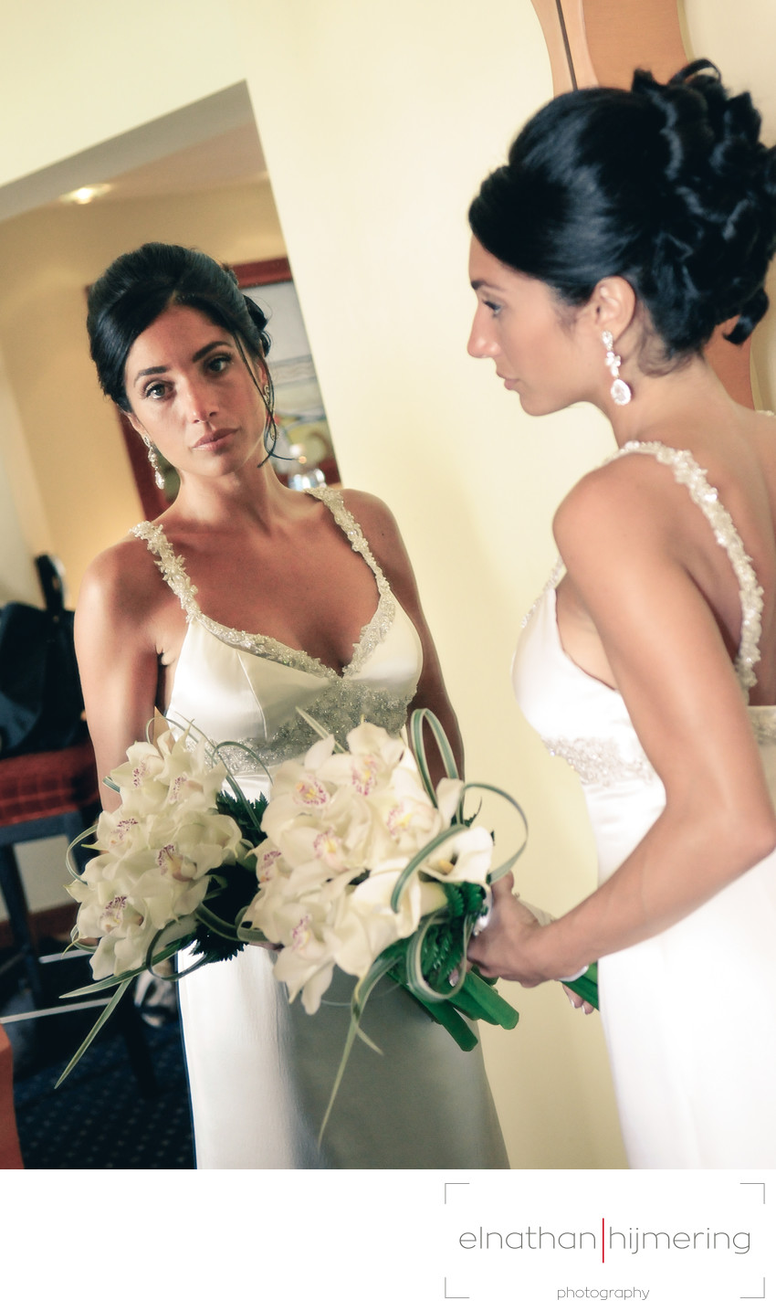 bride in mirror aruba