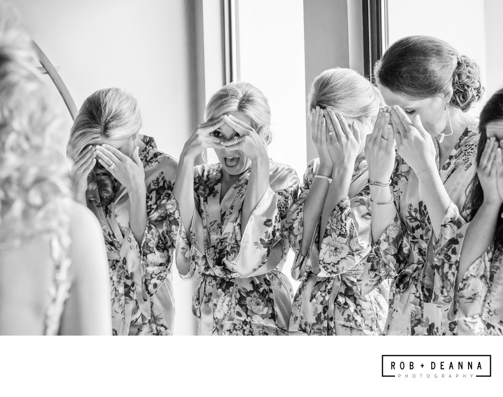 Memphis Wedding Photographer Bridal Party First Look