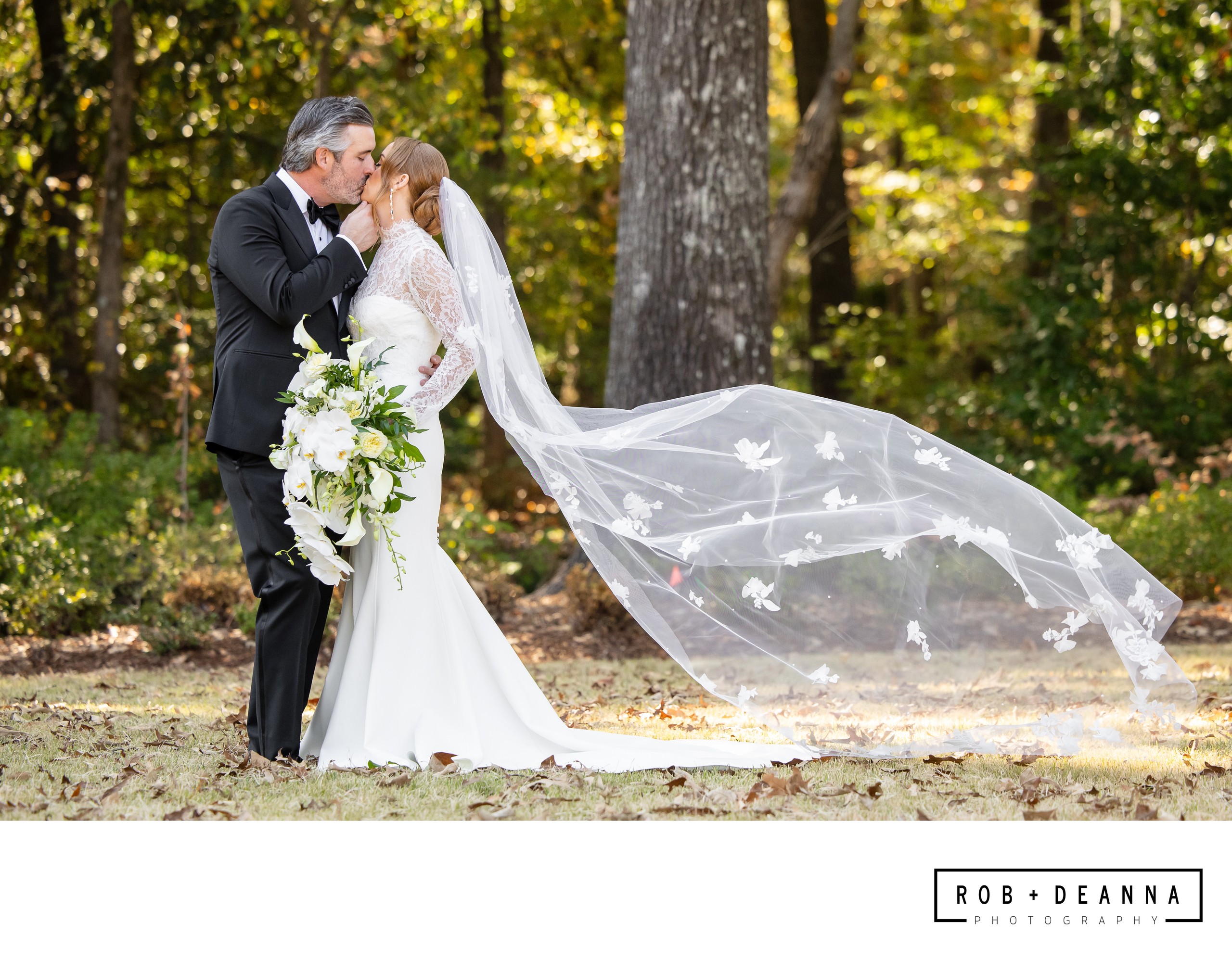 Memphis Wedding Photographers Dixon Gardens Wedding - The BEST Memphis