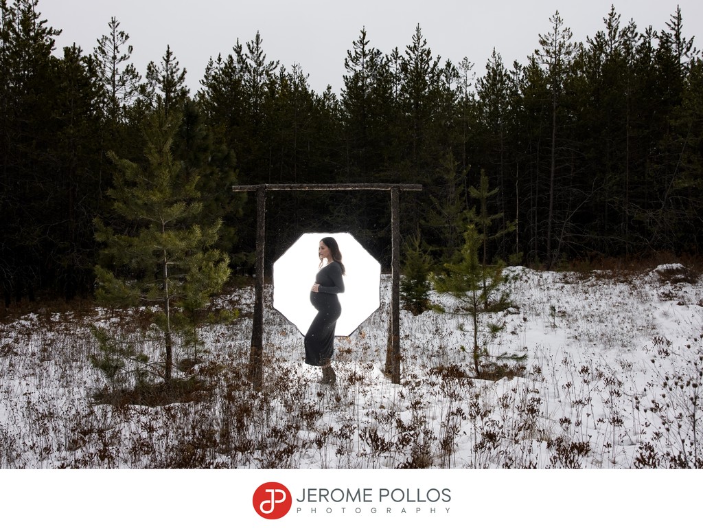 Creative outdoor maternity portrait Coeur d'Alene