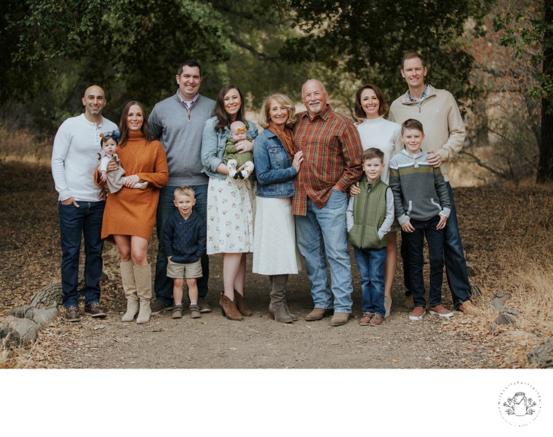 Extended Family Outdoor Photo Shoot
