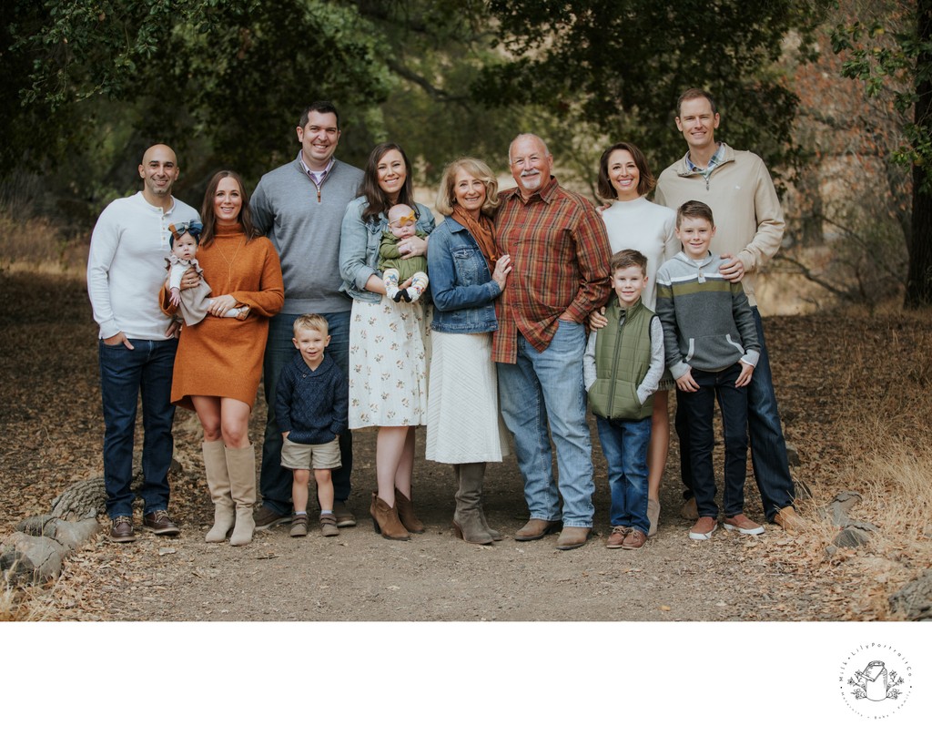 Extended Family Outdoor Photo Shoot