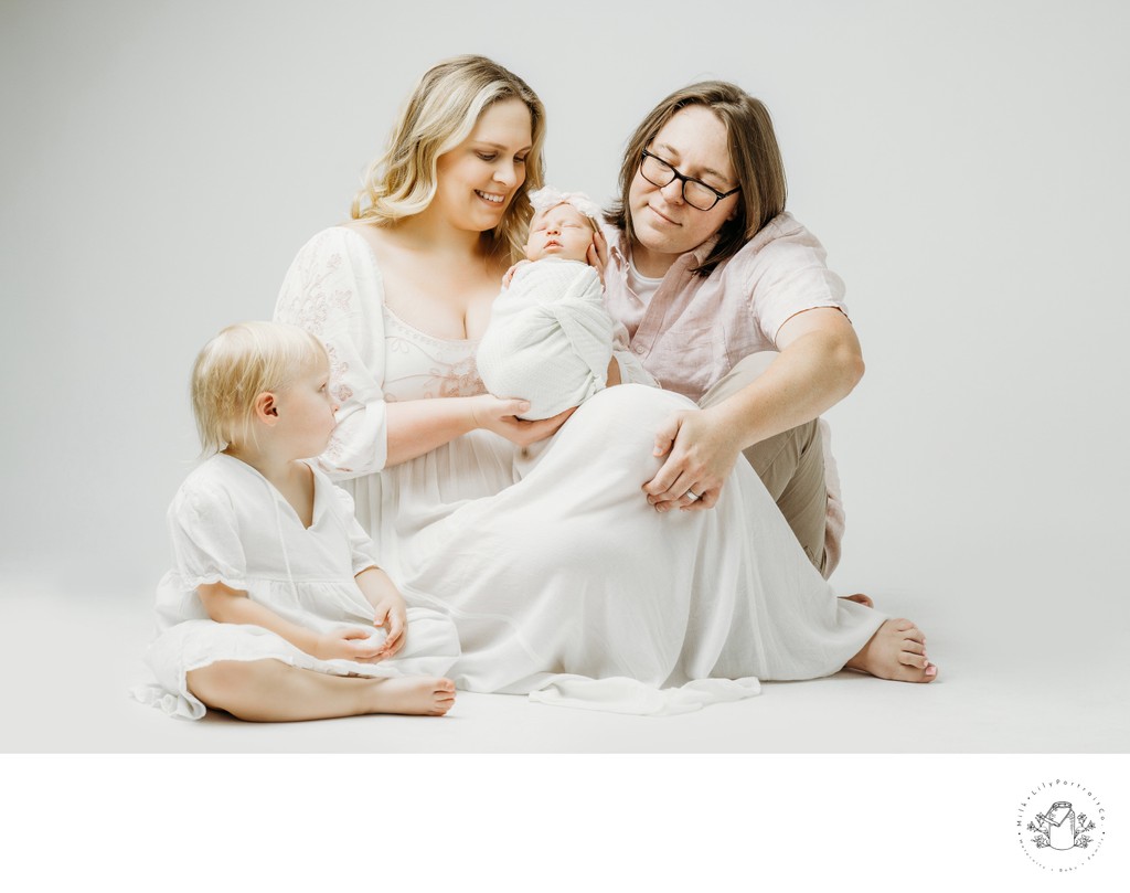 Double the Joy: Capture Sibling Bonds with Newborn Session