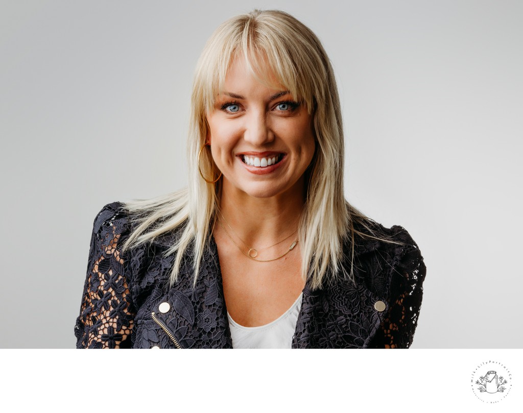 Headshot of blonde woman in finance