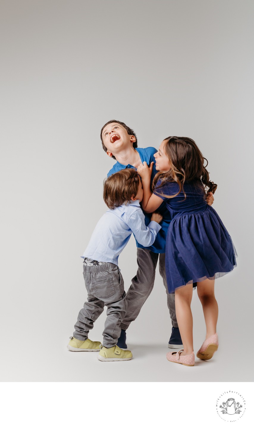 laughing Sibling portrait session