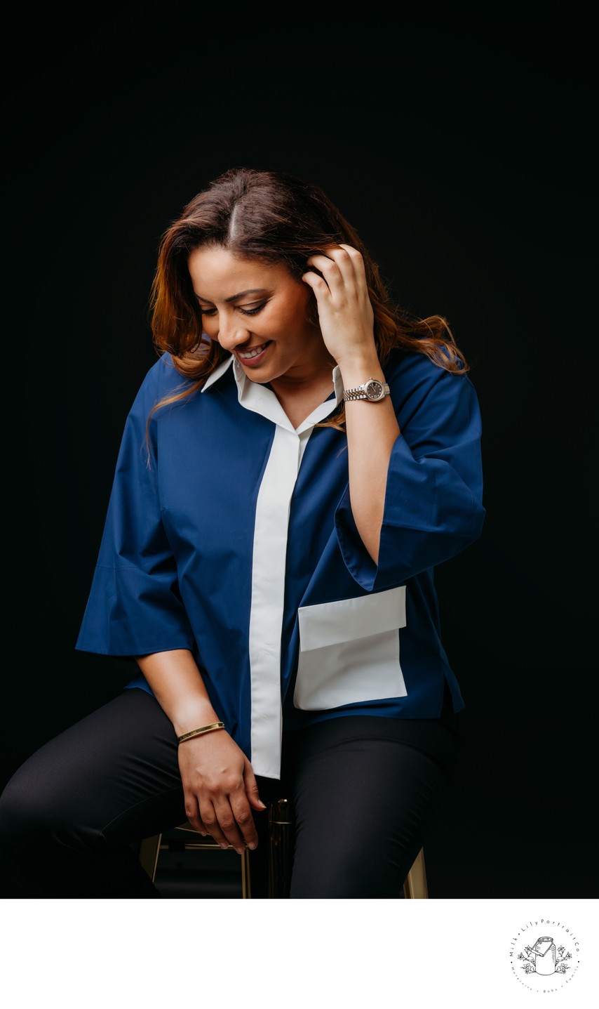 business woman headshot in navy