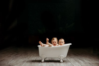 sibling baby bathtub portrait session