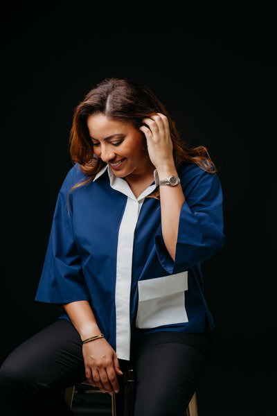 business woman headshot in navy