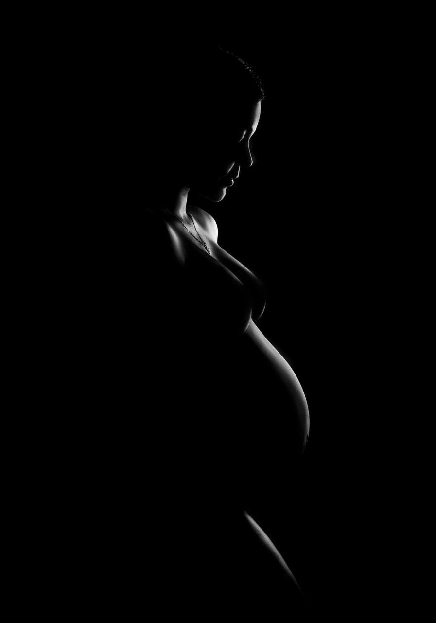 Modern Nude Amsterdam Maternity Portrait Photography
