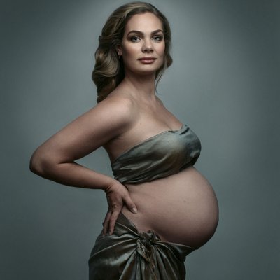 Extraordinary Amsterdam Maternity Portrait Photographer