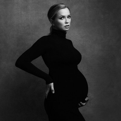 Amsterdam Award Winning Maternity Portrait Photographer