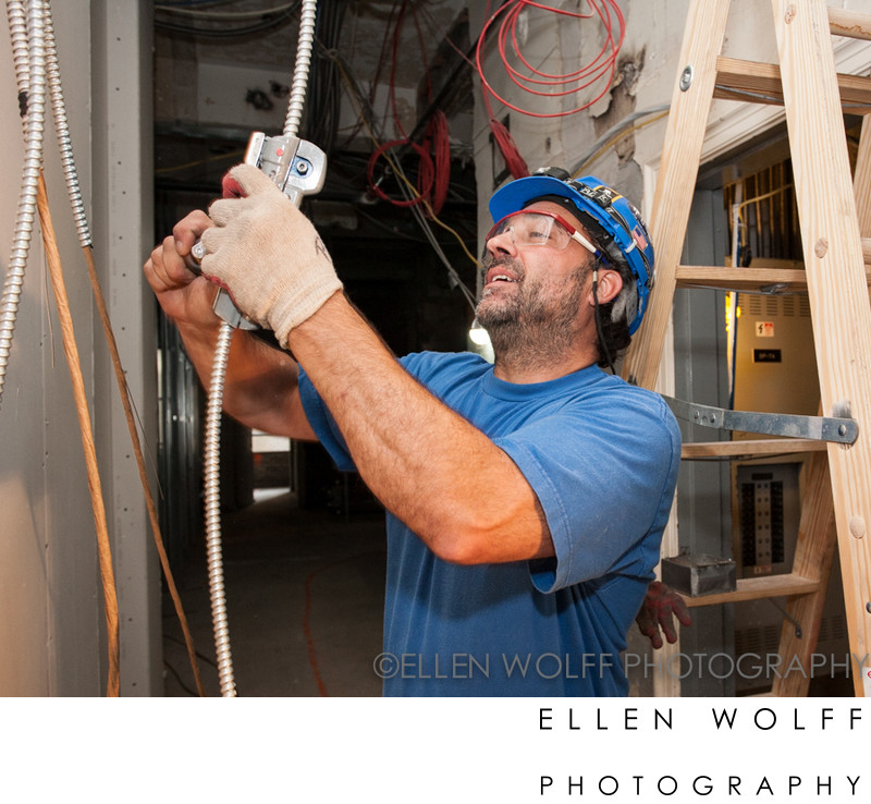 electrician pulling cable