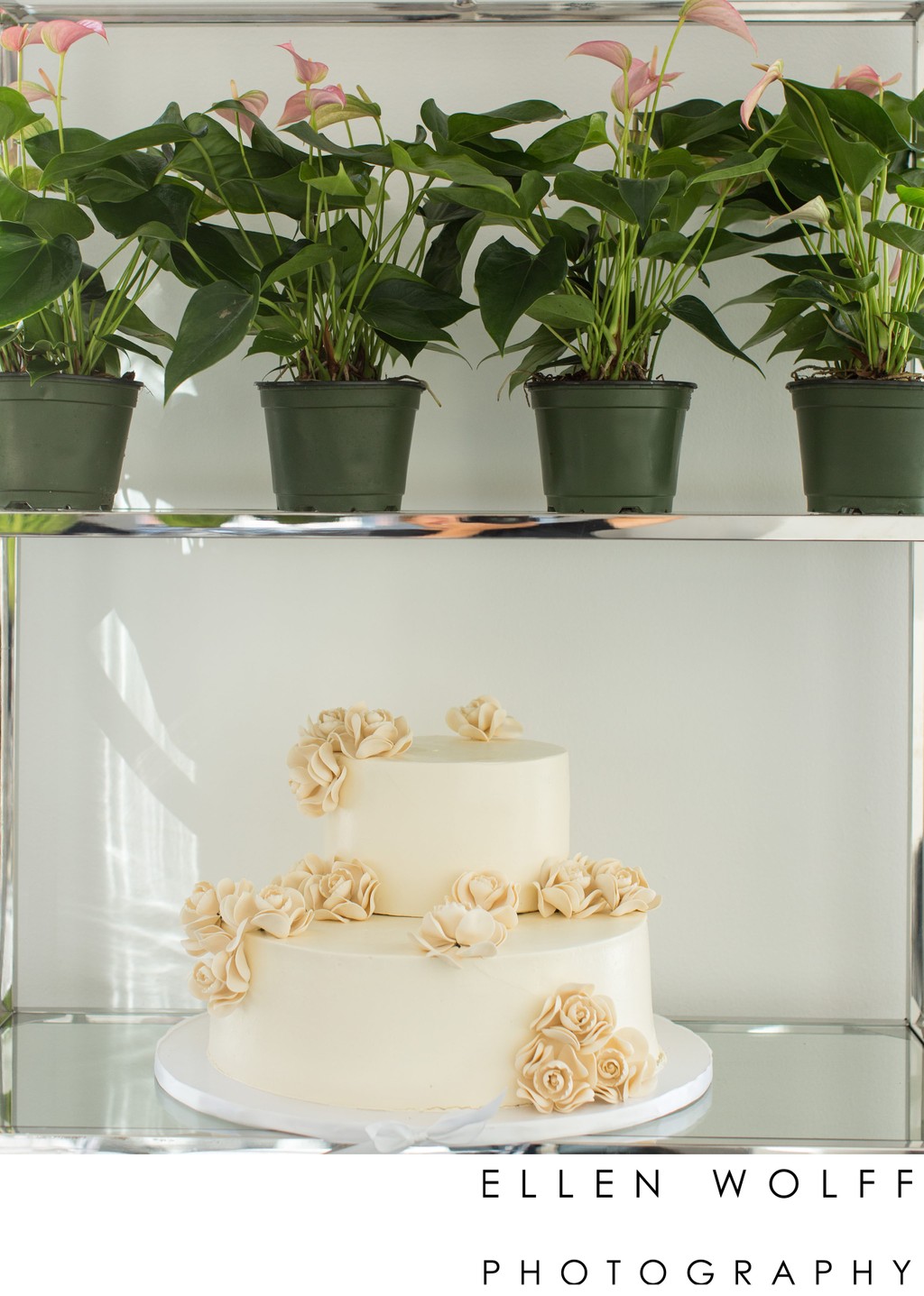 ivory wedding with matching flowers
