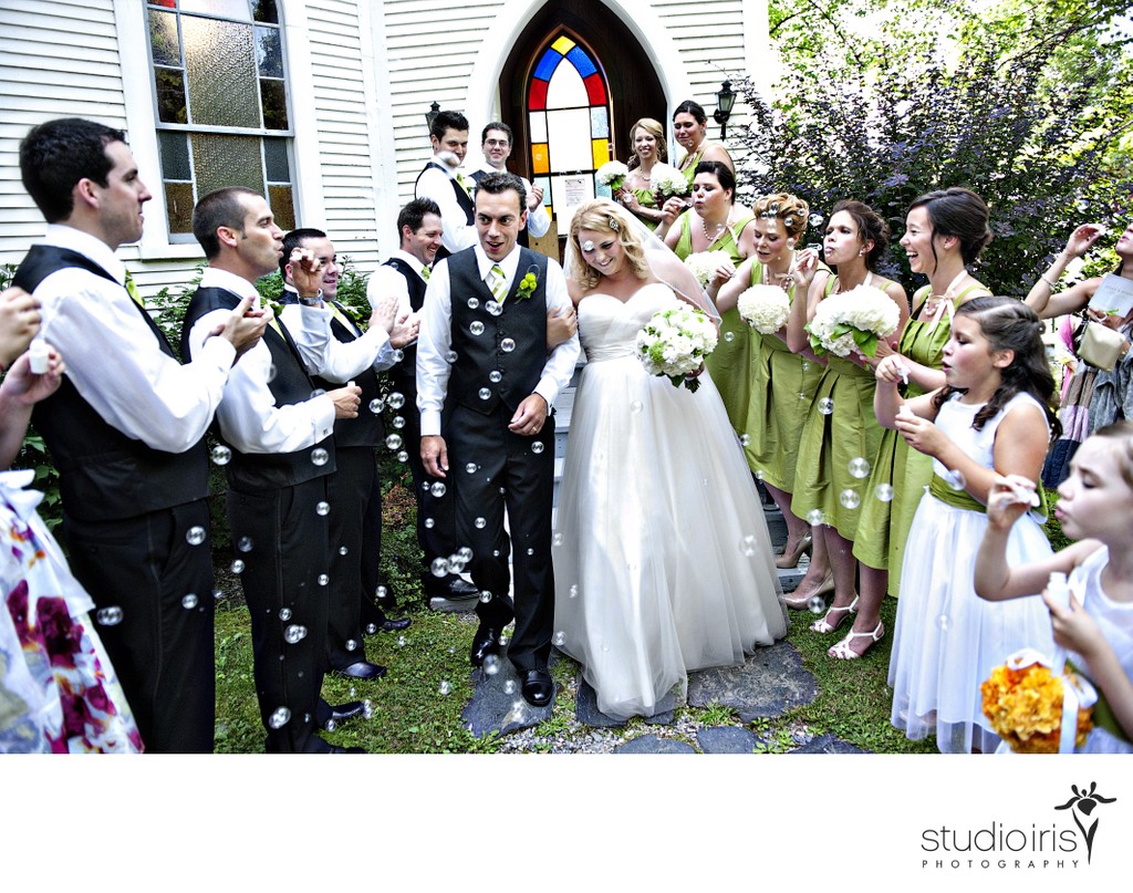 country-church-wedding-eastern-townships