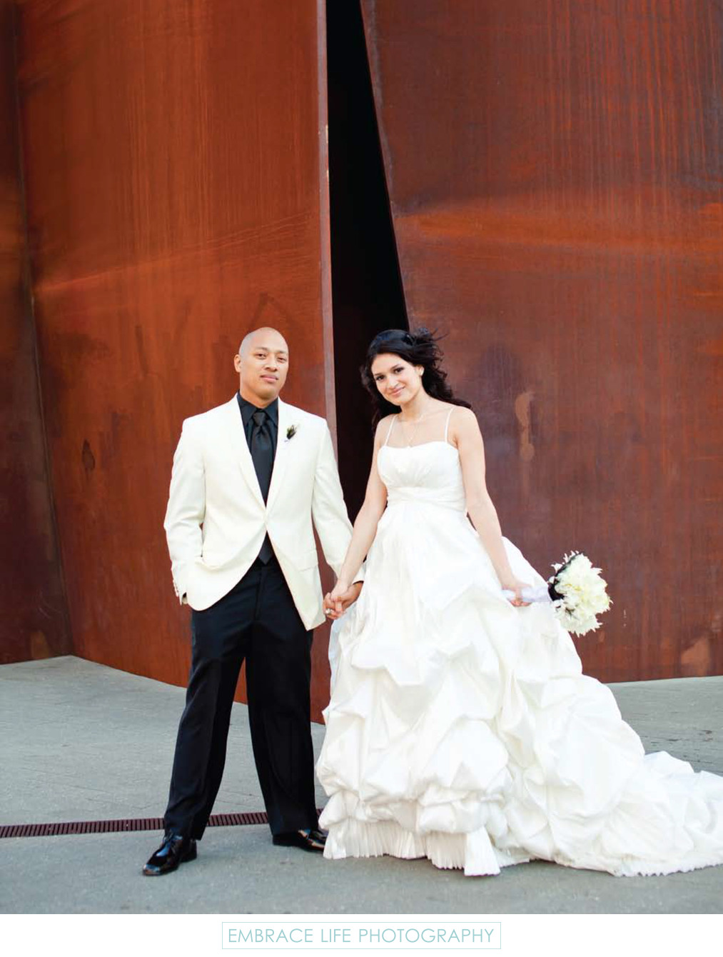 Orange County Wedding Photographers - Bride and Bloom