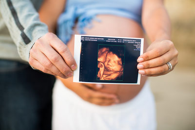 Malibu Pregnancy Portrait with 3D Ultrasound
