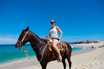 beach horseback ride Cabo