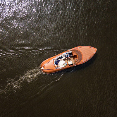 drone foto in boot by finley het witte huis in loosdrecht