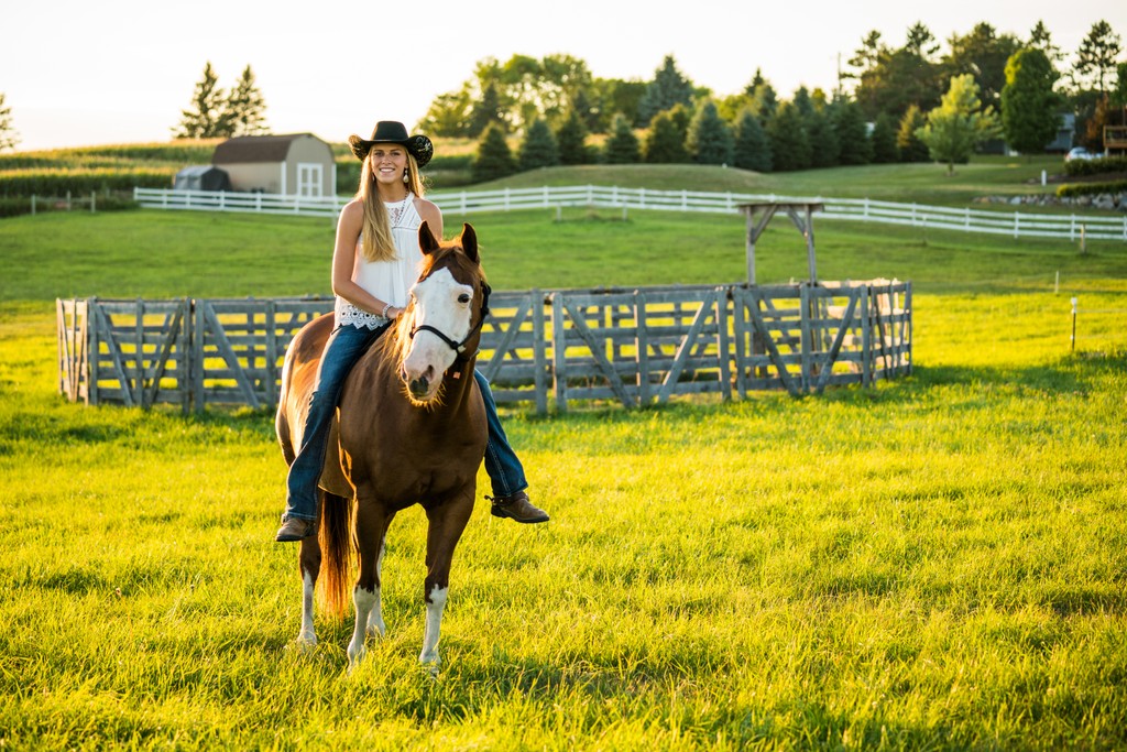 Senior portrait with horse Chaska Minnesota