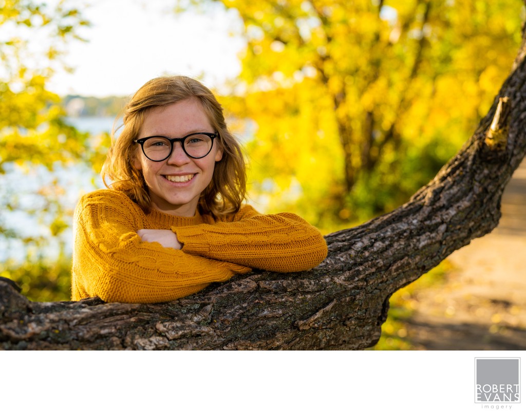 Fall Senior Portrait Session at Lake Calhoun 
