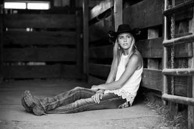 Black & White senior portrait in a barn Chaska Minnesota