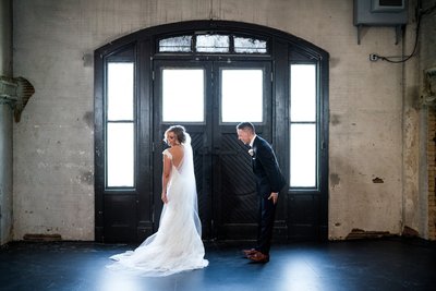 Aria Minneapolis is an ideal wedding venue for first look wedding photography