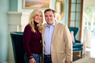 Relaxed Edina Couple Portrait at Home