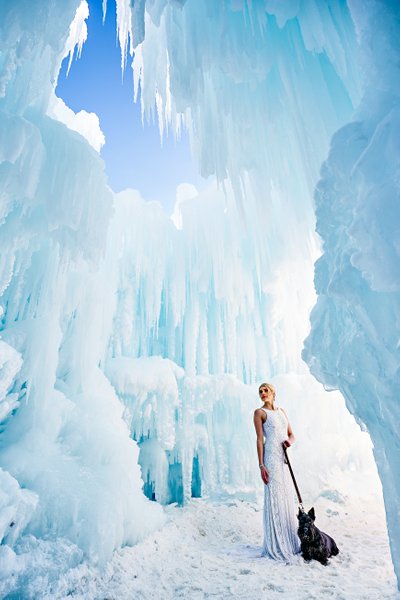 Ice Castle Wedding Pictures by Twin Cities Wedding Photographer