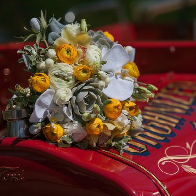 Antique Fire Engine Wedding Photos | Yellow Flowers 