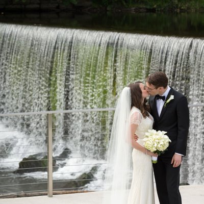 wedding at the roundhouse at beacon falls